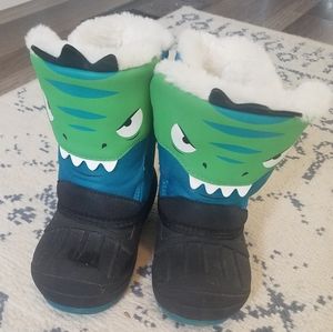 Toddler Boy Snow boots size 7